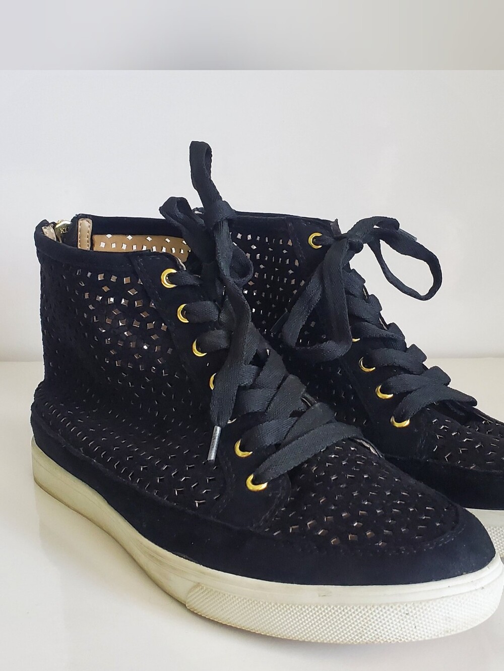 Nine West Bbabb Black Laser Cut Suede High Top Sneakers Shoes Size 9.5